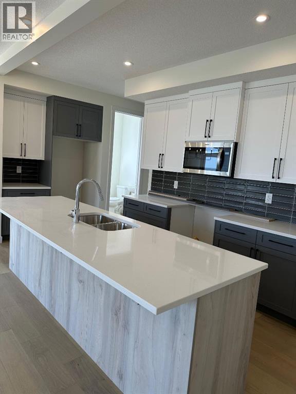 13 Waterford Glen, Chestermere, Alberta  T1X 2T8 - Photo 7 - A2216188