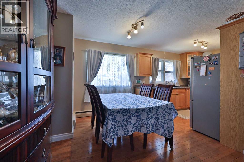 50 N 100 W, Raymond, Alberta  T0K 2S0 - Photo 14 - A2263443