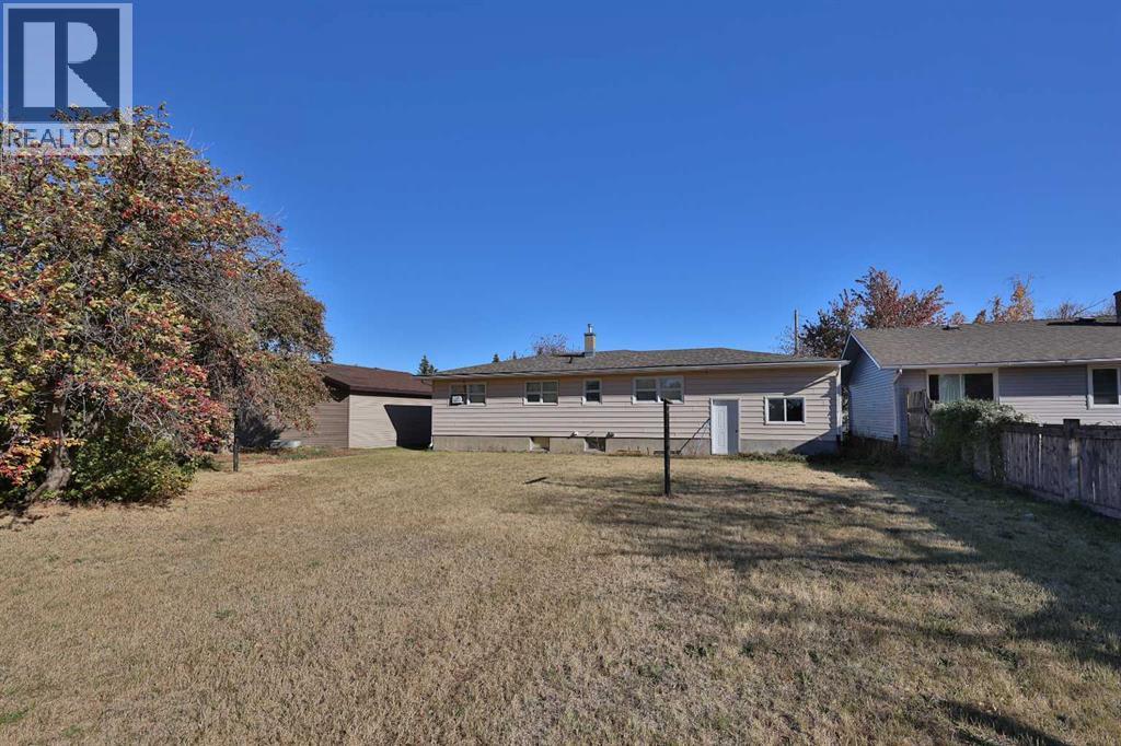 50 N 100 W, Raymond, Alberta  T0K 2S0 - Photo 33 - A2263443