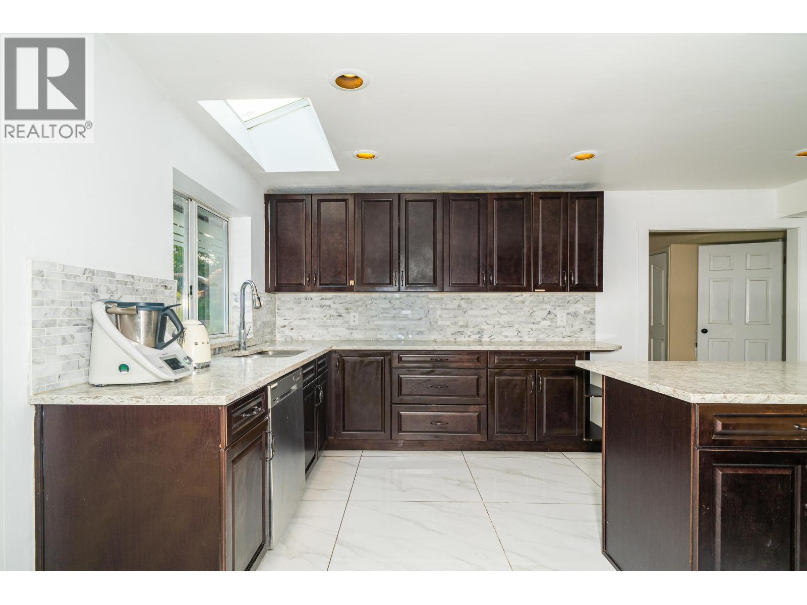 5180 Chetwynd Avenue, Richmond, British Columbia  V7C 4L2 - Photo 14 - R3051495