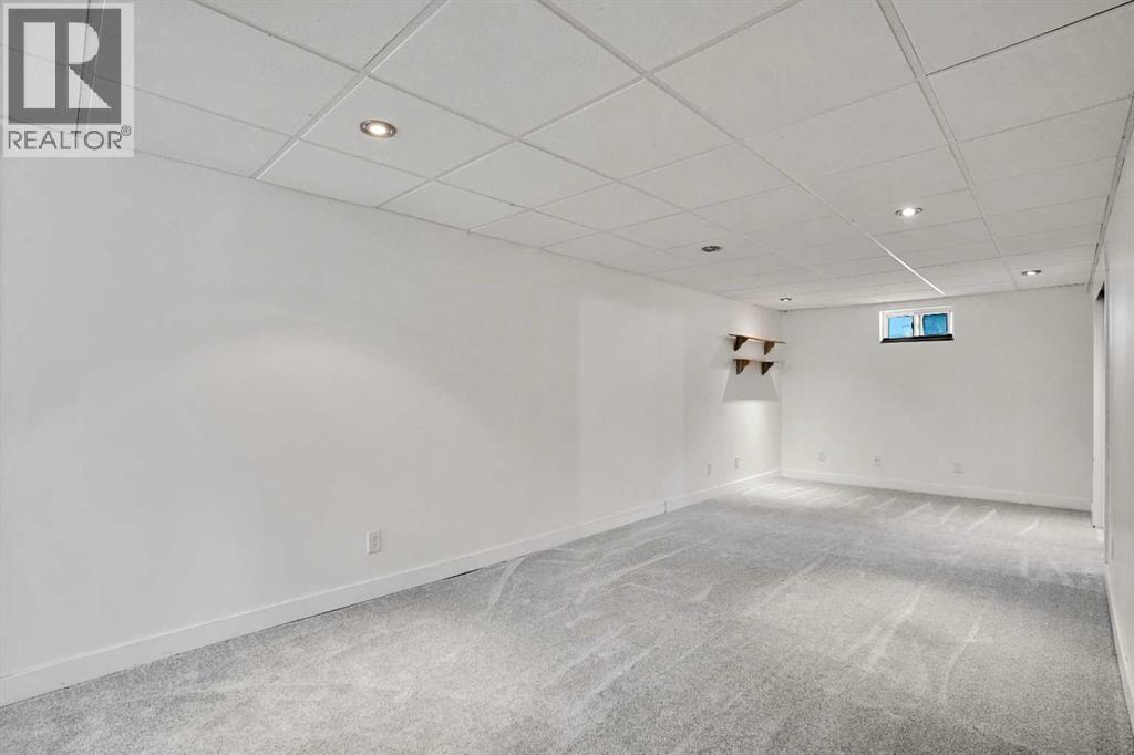 9 Cottage Street Nw, Calgary, Alberta  T2K 1Y4 - Photo 29 - A2256496