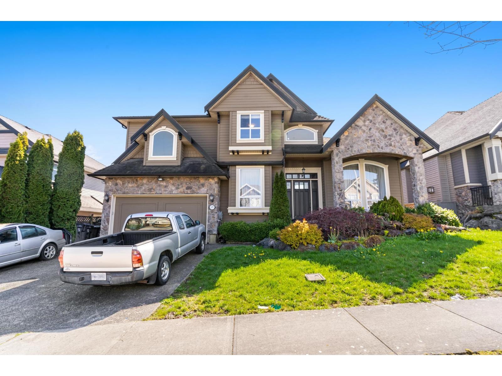 18876 53b Avenue, Surrey, British Columbia  V3S 2K2 - Photo 2 - R3061934