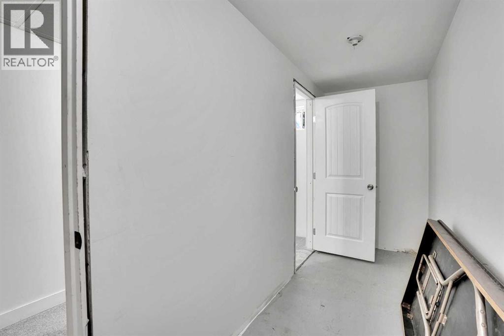 9 Cottage Street Nw, Calgary, Alberta  T2K 1Y4 - Photo 33 - A2256496