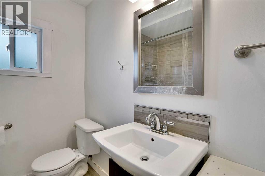 9 Cottage Street Nw, Calgary, Alberta  T2K 1Y4 - Photo 17 - A2256496