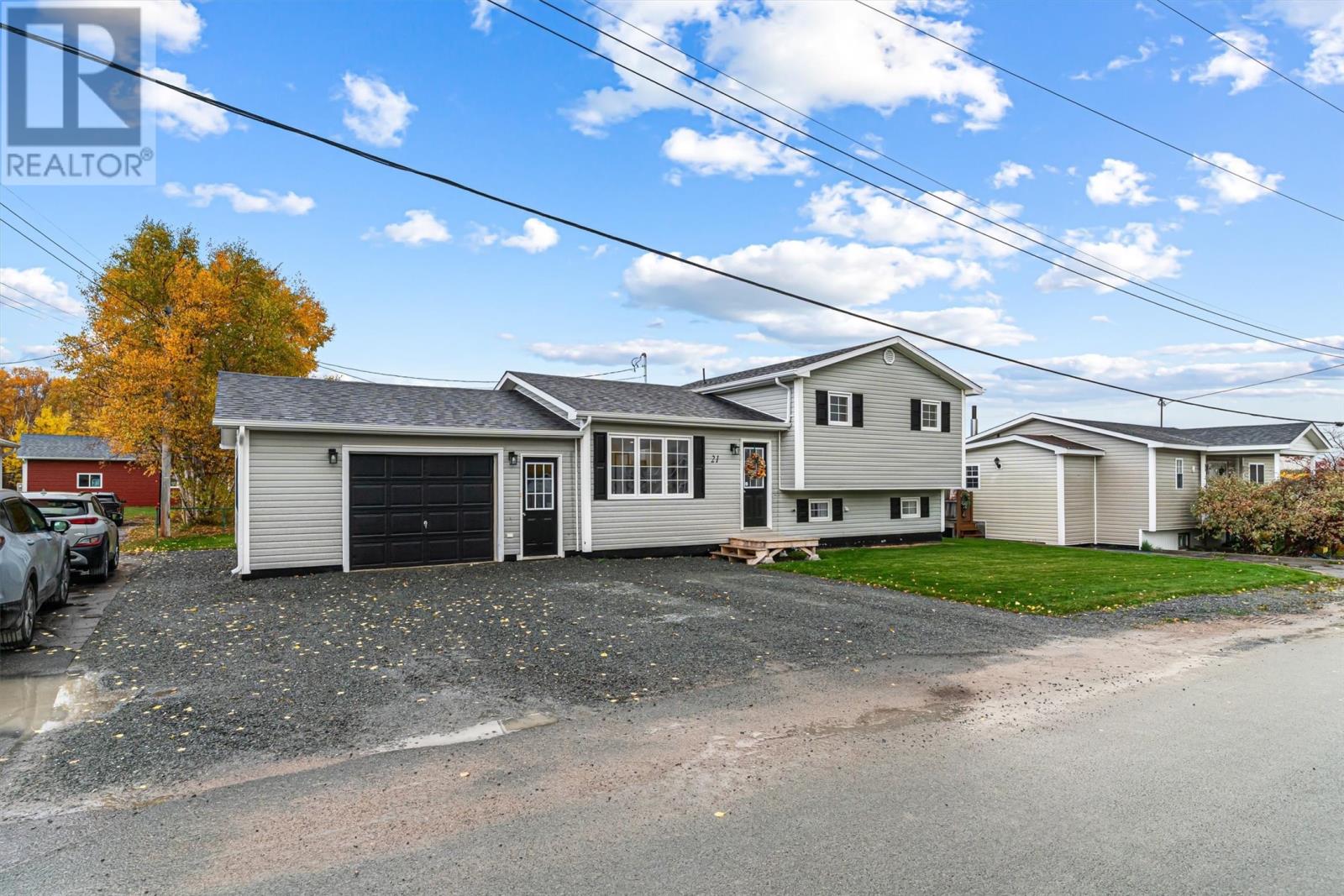 21 Church Road, Gambo, Newfoundland & Labrador  A0G 1T0 - Photo 2 - 1292030