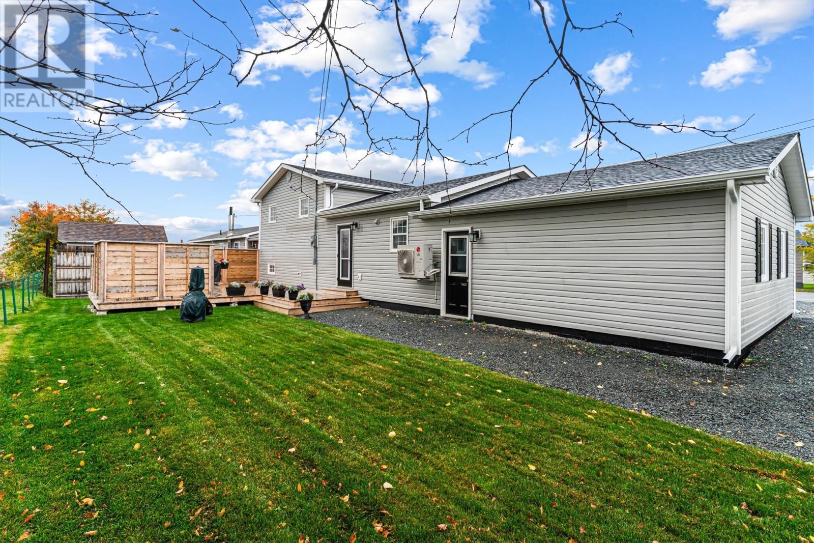 21 Church Road, Gambo, Newfoundland & Labrador  A0G 1T0 - Photo 3 - 1292030