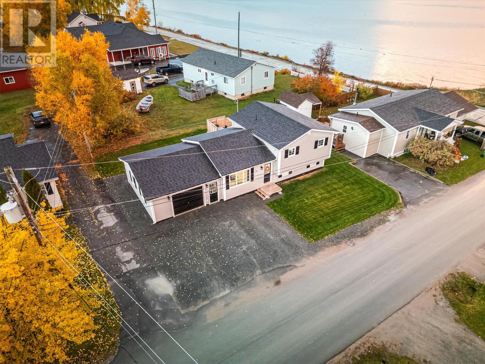 21 Church Road, Gambo, Newfoundland & Labrador  A0G 1T0 - Photo 7 - 1292030