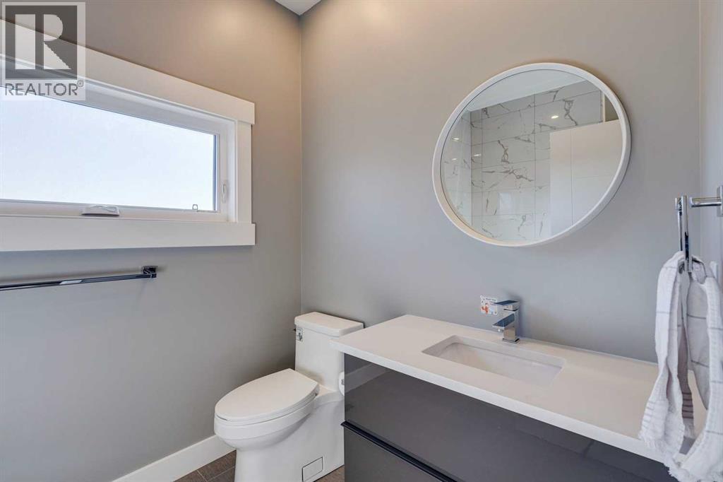 5213 23 Avenue Nw, Calgary, Alberta  T3B 0Z9 - Photo 35 - A2266128