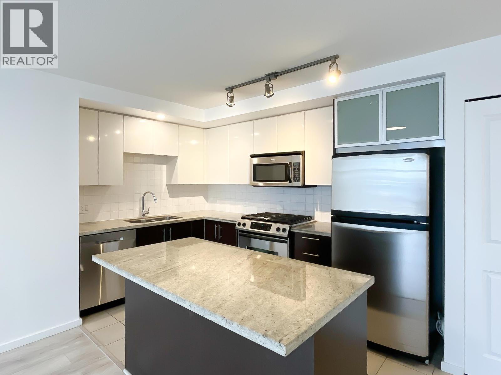 708 2289 Yukon Crescent, Burnaby, British Columbia  V5C 0B2 - Photo 10 - R3061936