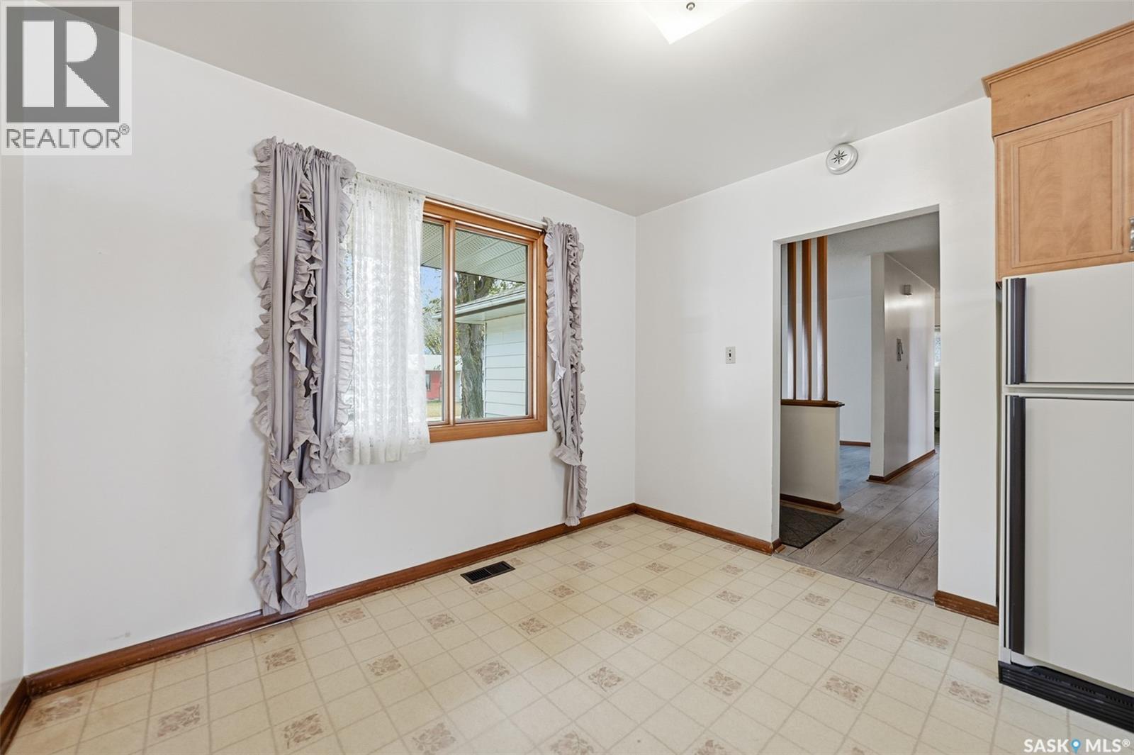 910 35th Street W, Saskatoon, Saskatchewan  S7L 0Y3 - Photo 6 - SK021797