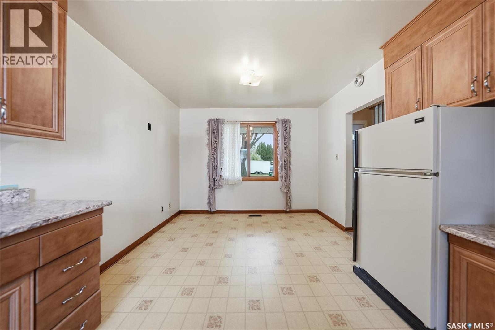 910 35th Street W, Saskatoon, Saskatchewan  S7L 0Y3 - Photo 7 - SK021797