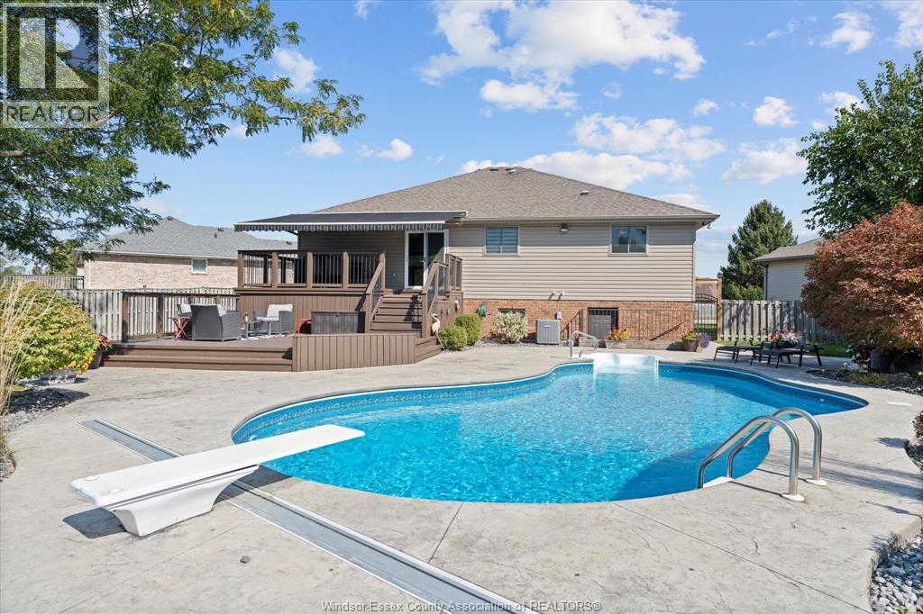 1043 Socrates Crescent, Windsor, Ontario  N9G 2P2 - Photo 39 - 25027255