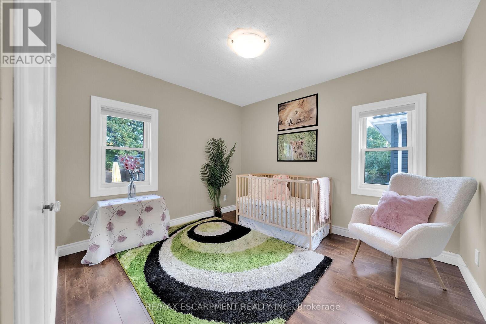 350 Pottruff Road N, Hamilton, Ontario  L8H 2M4 - Photo 18 - X12454542