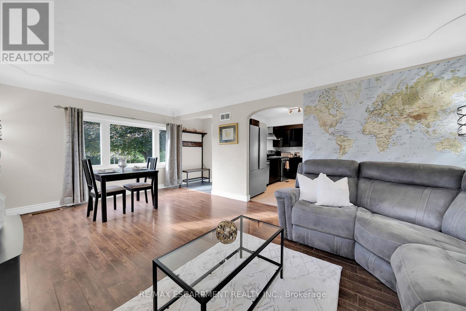 350 Pottruff Road N, Hamilton, Ontario  L8H 2M4 - Photo 7 - X12454542