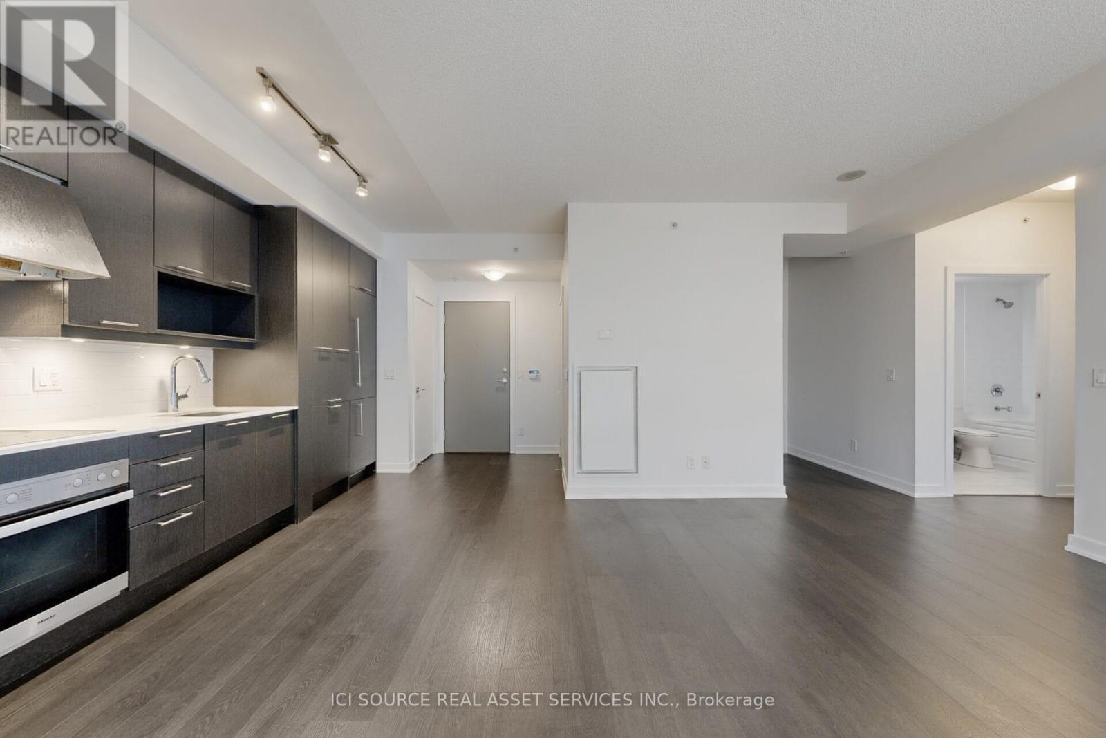 406 - 30 Nelson Street, Toronto, Ontario  M5V 0H5 - Photo 6 - C12407177
