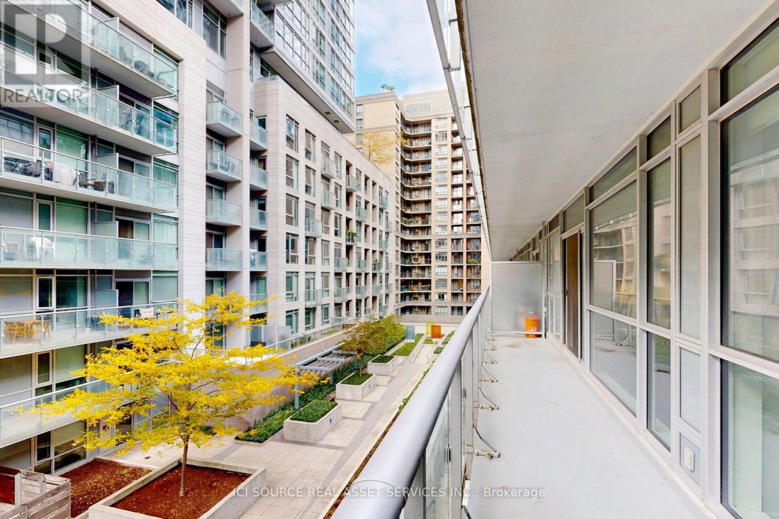 406 - 30 Nelson Street, Toronto, Ontario  M5V 0H5 - Photo 15 - C12407177