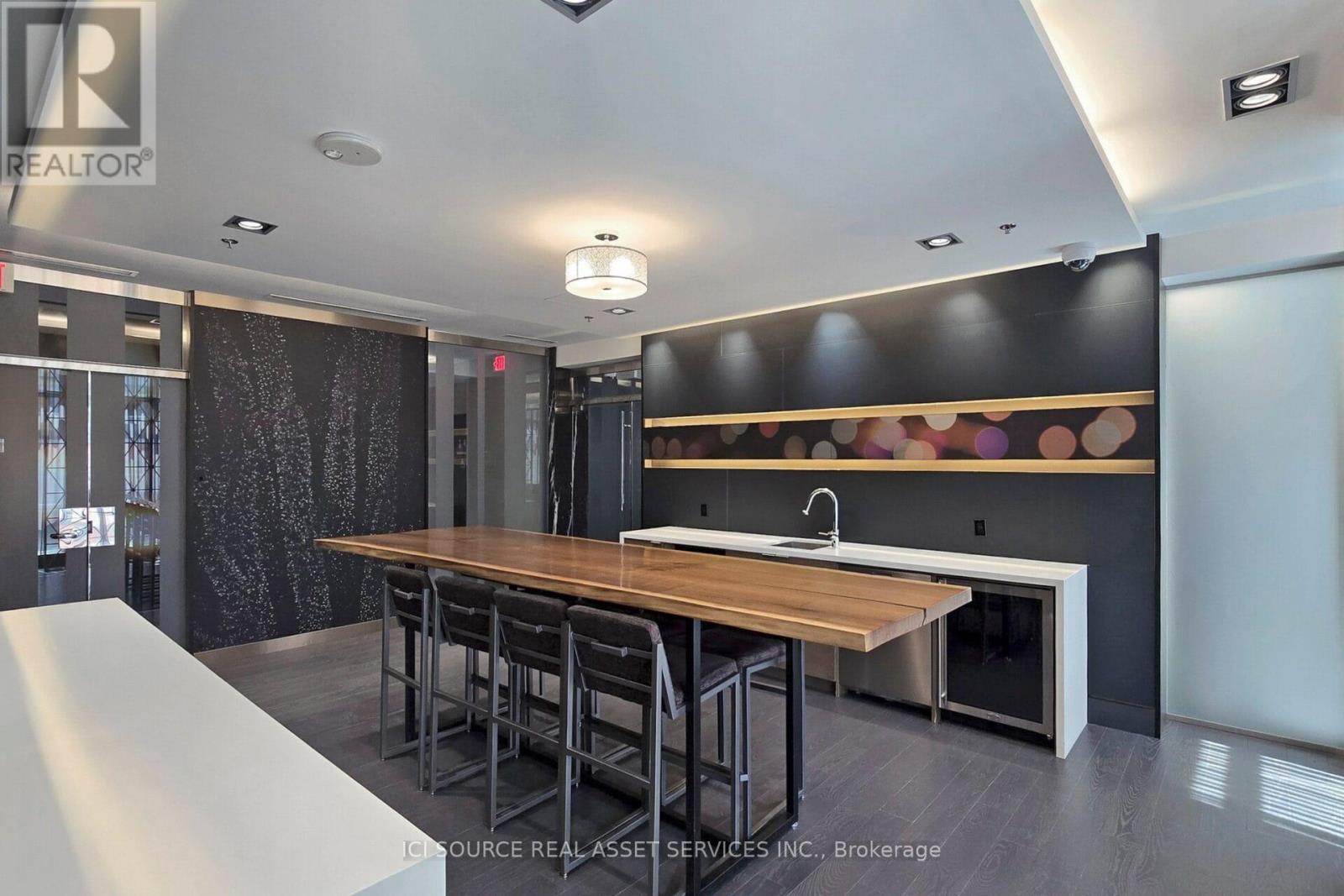406 - 30 Nelson Street, Toronto, Ontario  M5V 0H5 - Photo 18 - C12407177