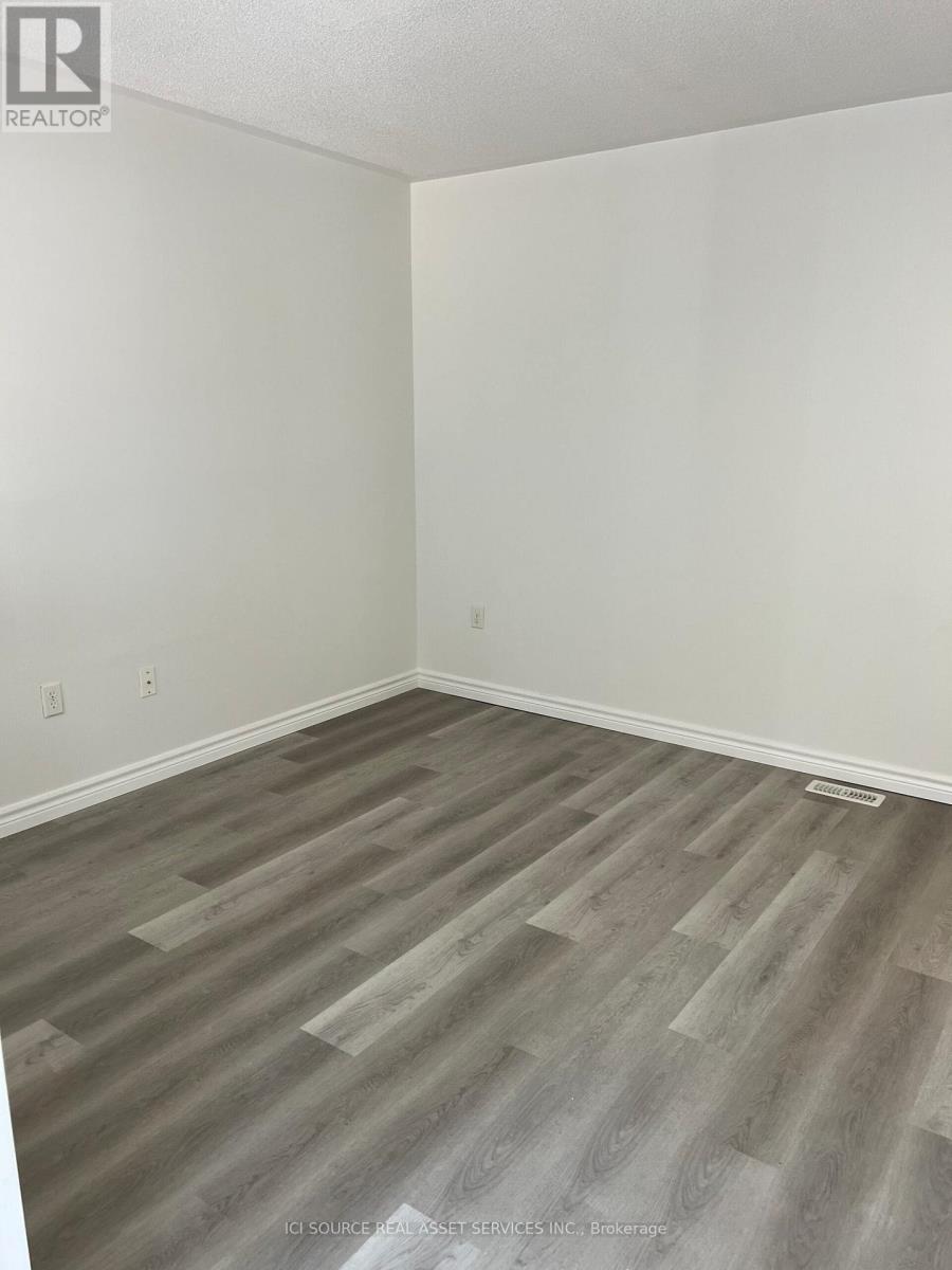 42 Southeast Pass, Whitchurch-Stouffville, Ontario  L4A 0Y3 - Photo 16 - N12481456