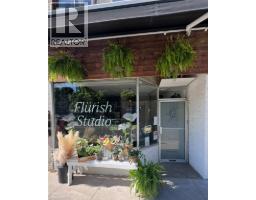 3130 DUNDAS W, Toronto, Ontario