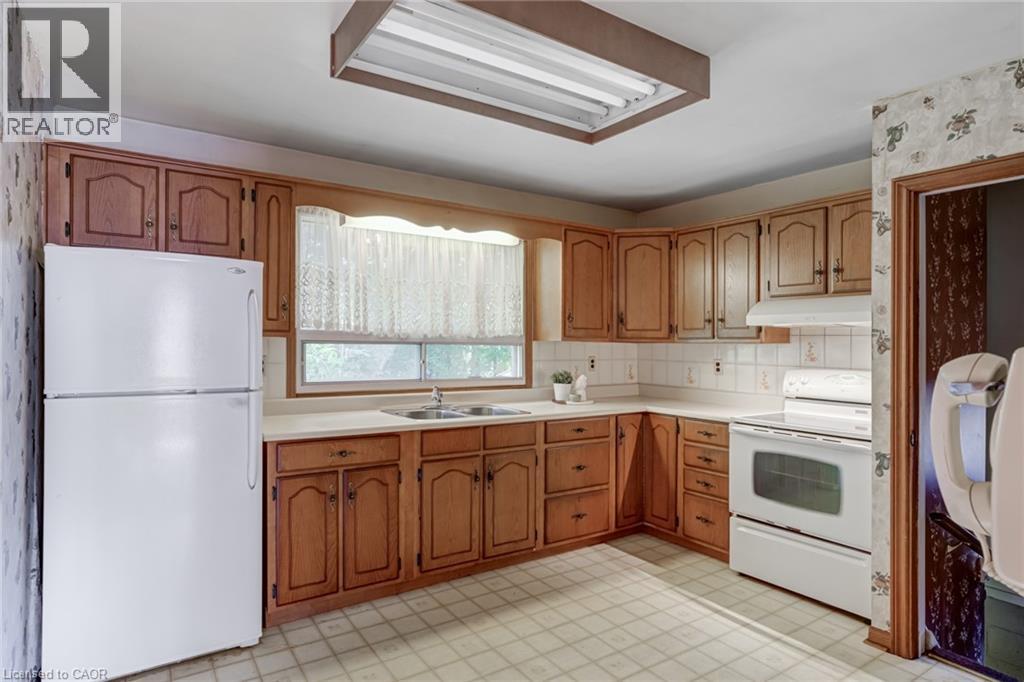 1191 Pinegrove Road, Oakville, Ontario  L6L 2W8 - Photo 11 - 40756610