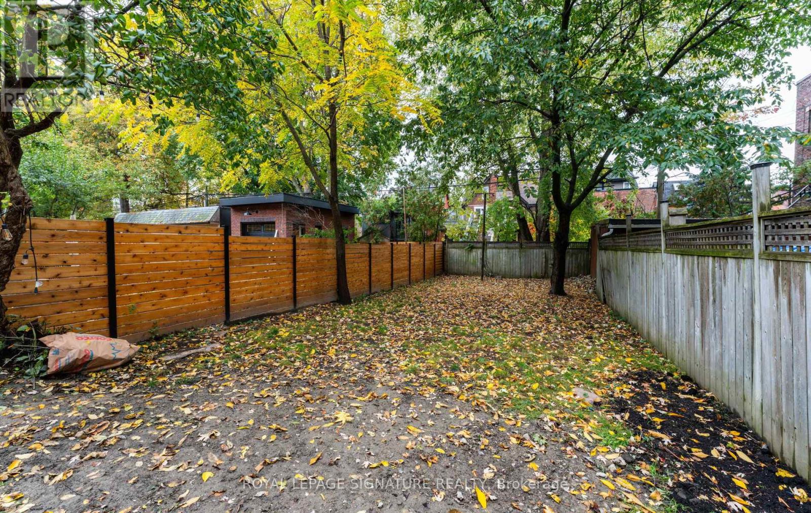 135 Marion Street, Toronto, Ontario  M6R 1E6 - Photo 46 - W12477722