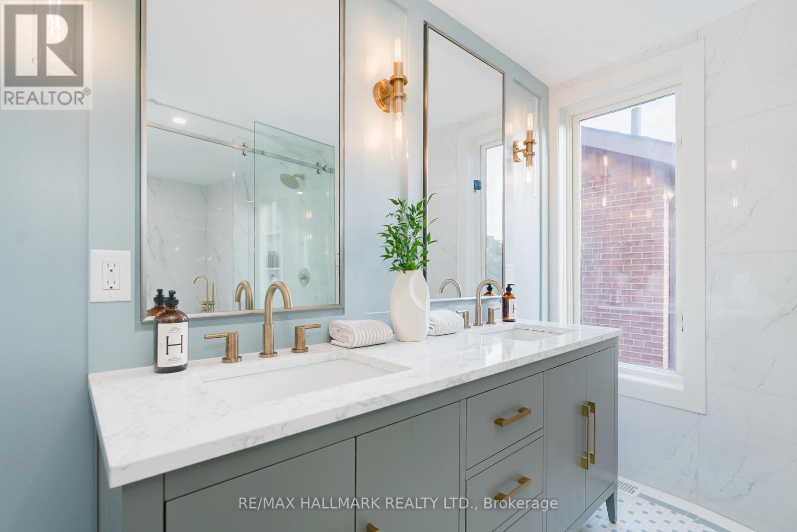 153 Heath Street E, Toronto, Ontario  M4T 1S6 - Photo 17 - C12483907