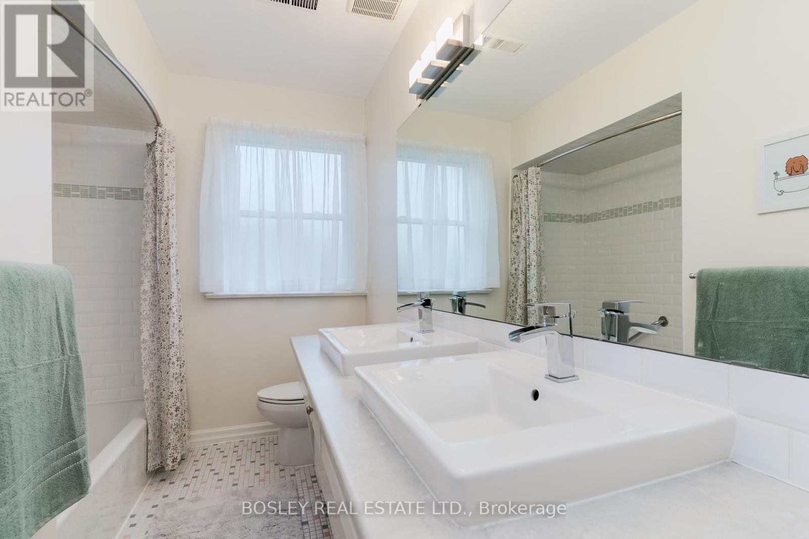 120 Rockford Road, Toronto, Ontario  M2R 3A7 - Photo 20 - C12483916