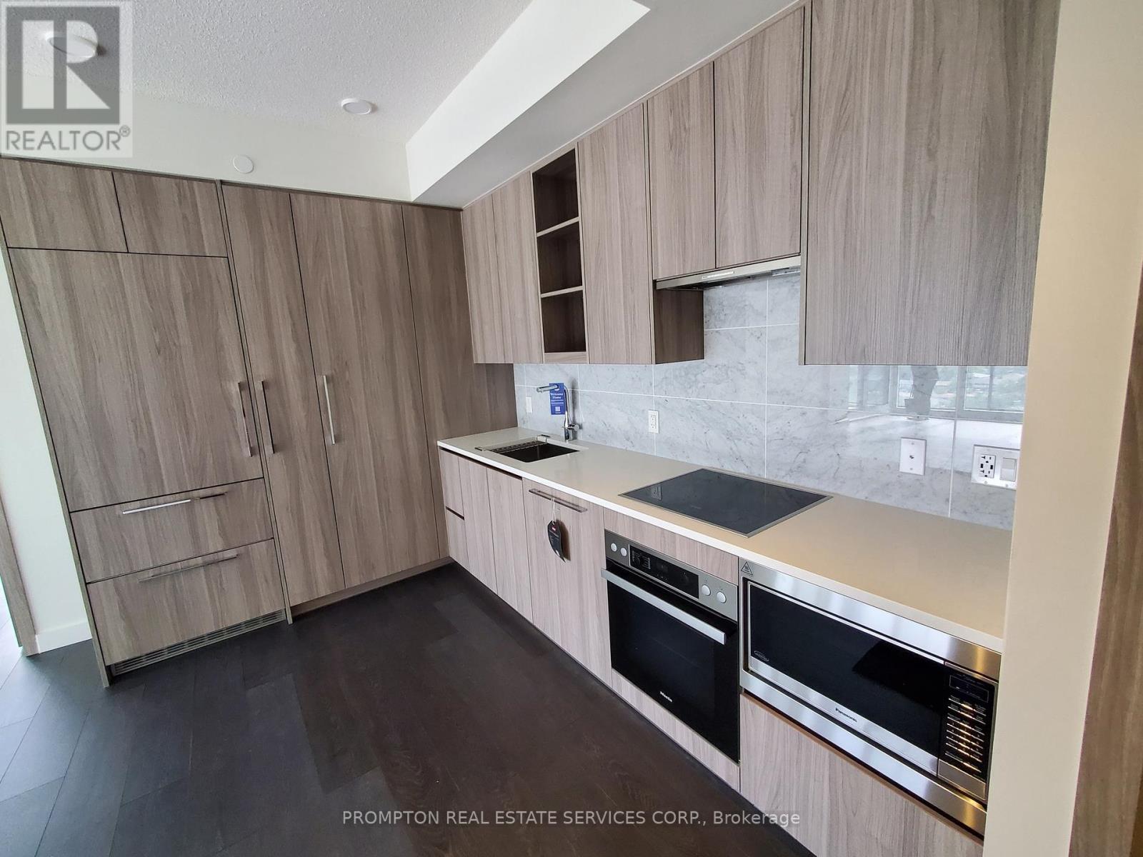 2009 - 95 Mcmahon Drive, Toronto, Ontario  M2K 0H2 - Photo 4 - C12483918