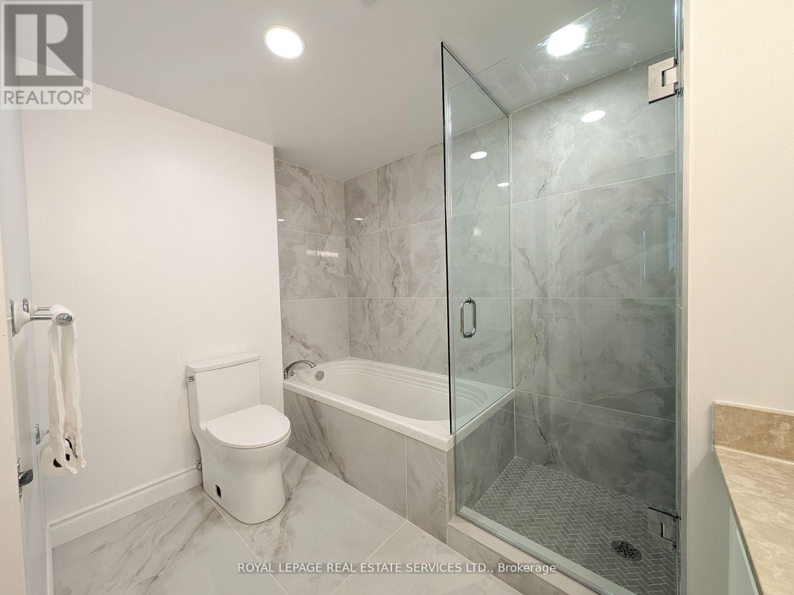 811 - 18 William Carson Crescent, Toronto, Ontario  M2P 2G6 - Photo 22 - C12483939