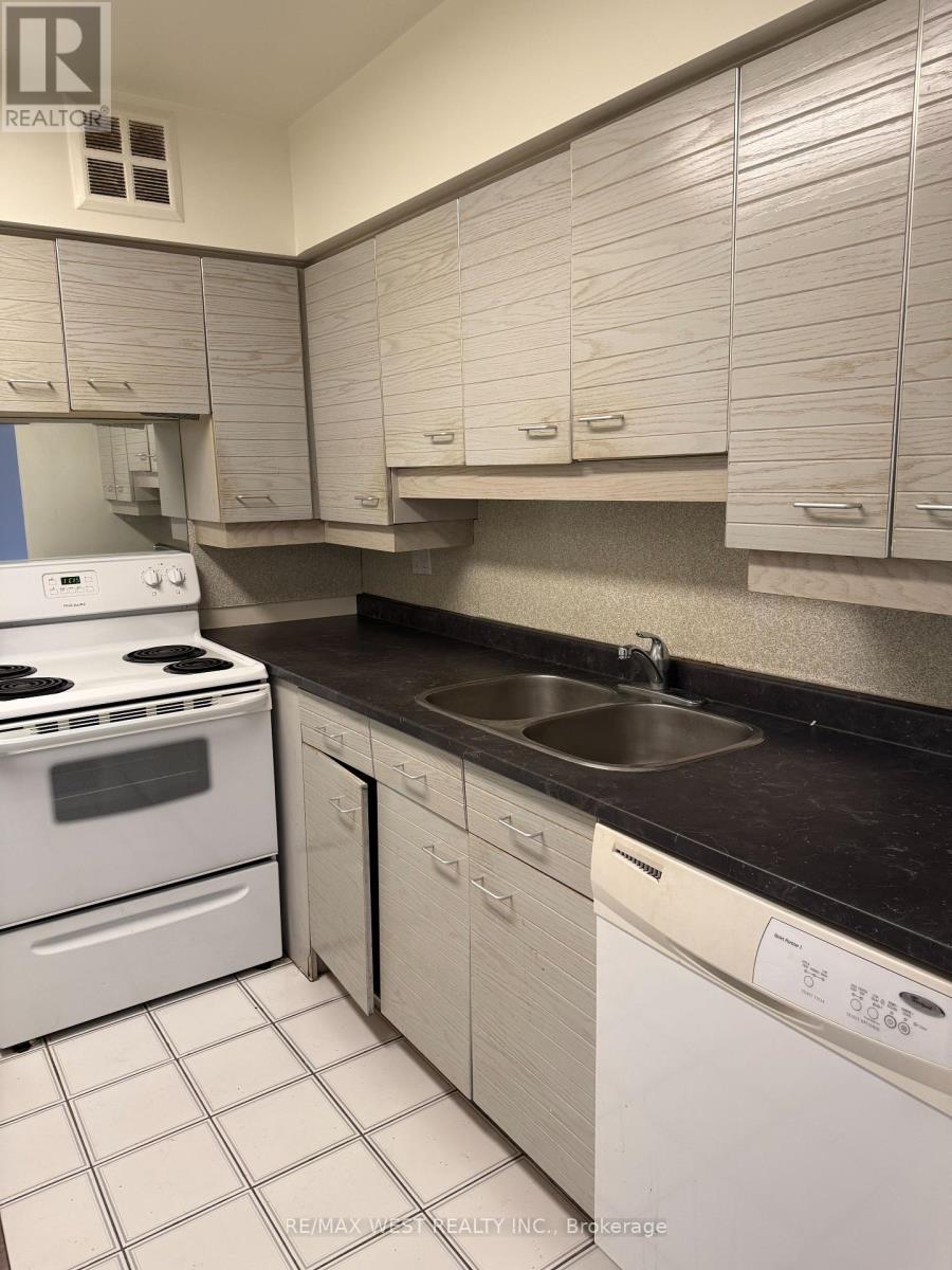 1412 - 30 Greenfield Avenue, Toronto, Ontario  M2N 6N3 - Photo 2 - C12483945