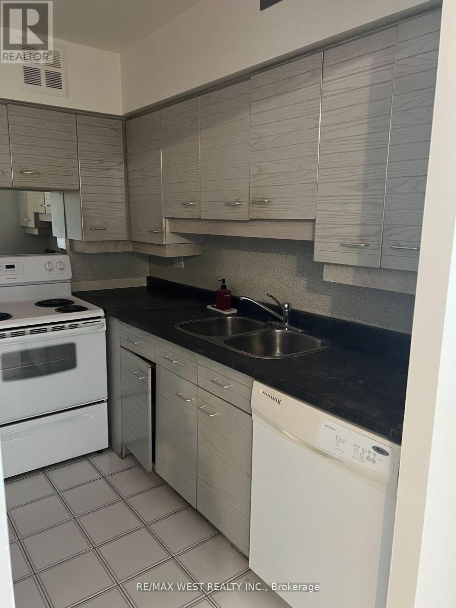 1412 - 30 Greenfield Avenue, Toronto, Ontario  M2N 6N3 - Photo 3 - C12483945