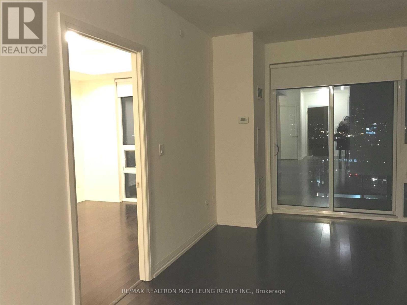 1826 - 460 Adelaide Street E, Toronto, Ontario  M5A 0E7 - Photo 4 - C12483946