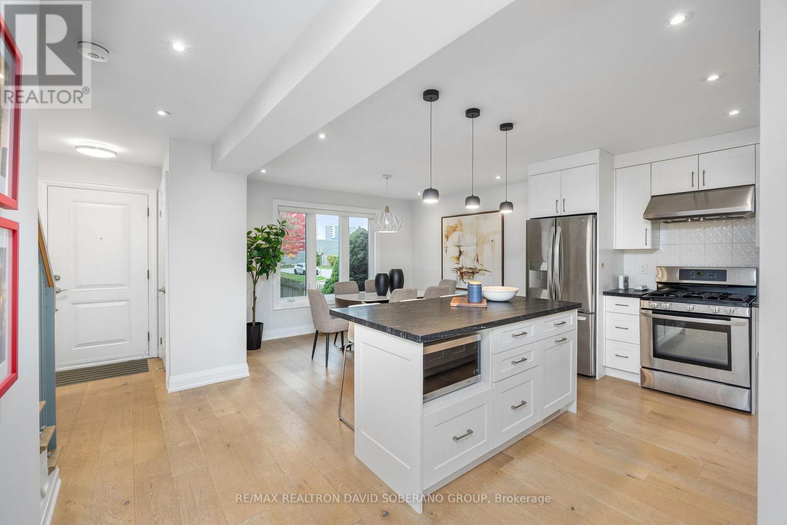 28 Touraine Avenue, Toronto, Ontario  M3H 1R1 - Photo 13 - C12483951