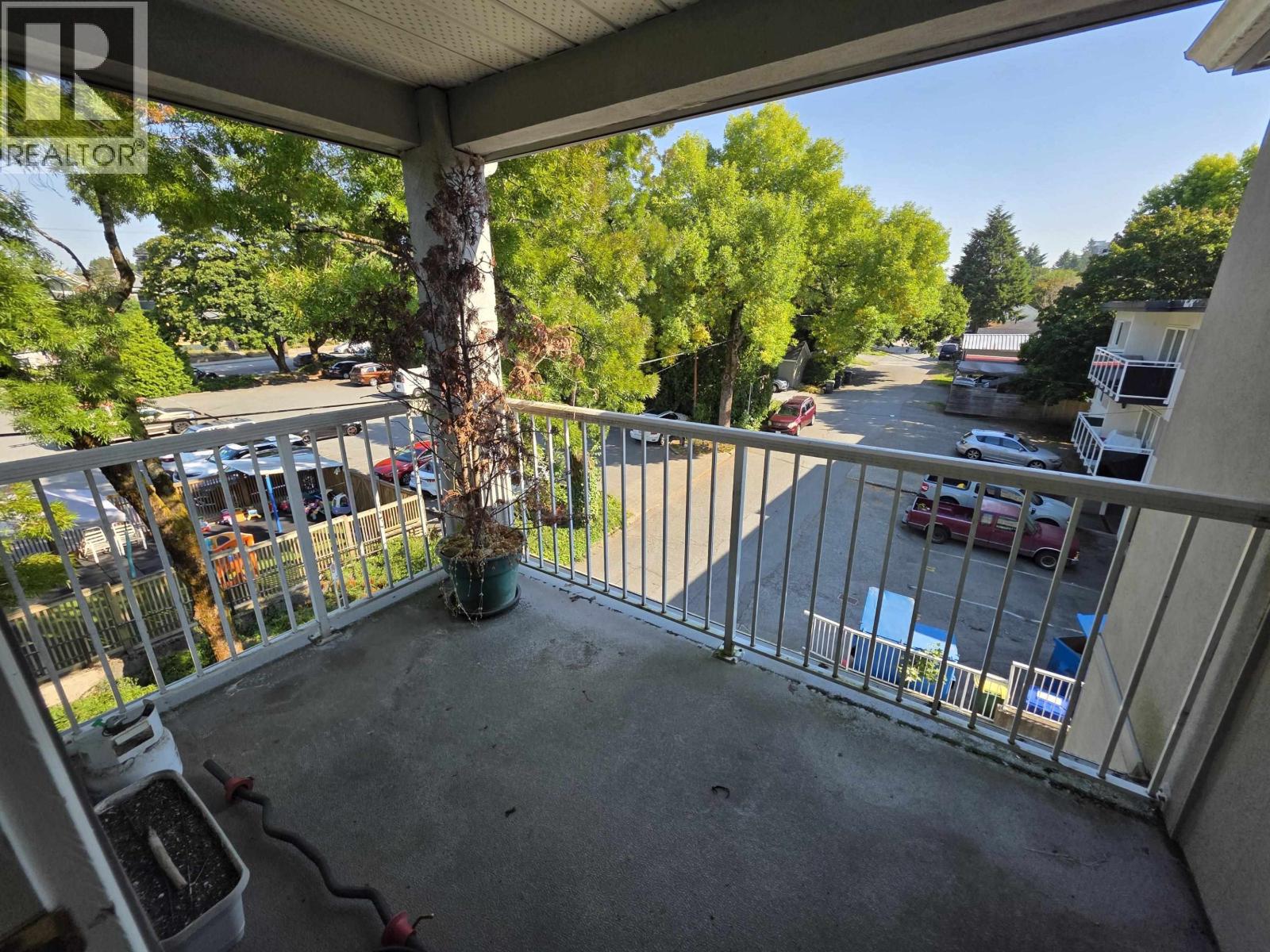 302 723 Twelfth Street, New Westminster, British Columbia  V3M 4J8 - Photo 13 - R3061669