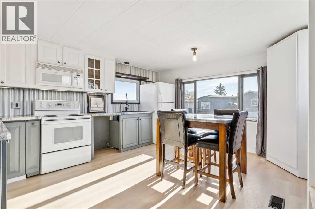 364, 6220 17 Avenue Se, Calgary, Alberta  T2A 7H4 - Photo 3 - A2266924