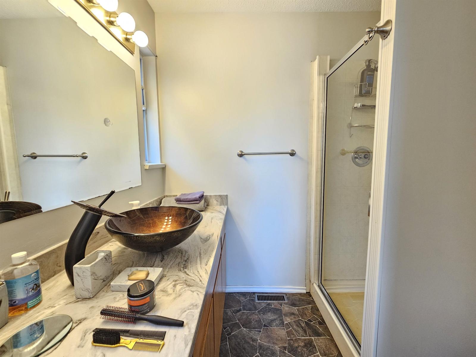 8249 Copper Place, Mission, British Columbia  V2V 5X5 - Photo 21 - R3040941