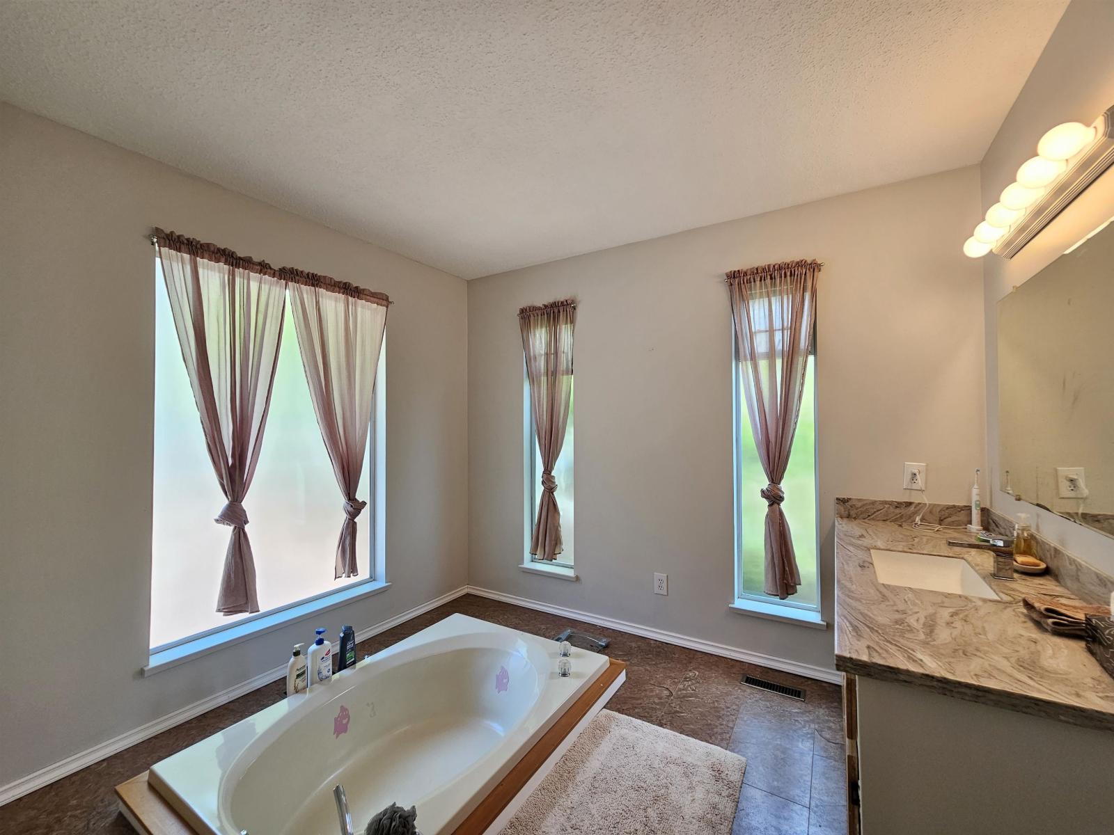 8249 Copper Place, Mission, British Columbia  V2V 5X5 - Photo 17 - R3040941