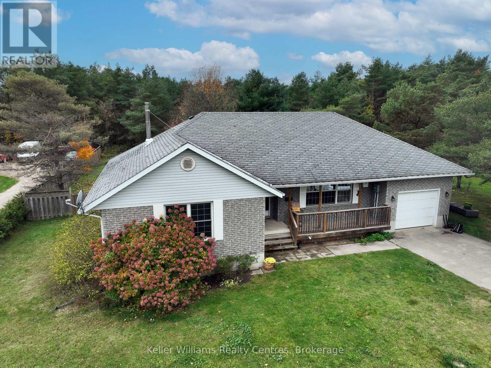 12 PINE TREE DRIVE, South Bruce Peninsula, Ontario
