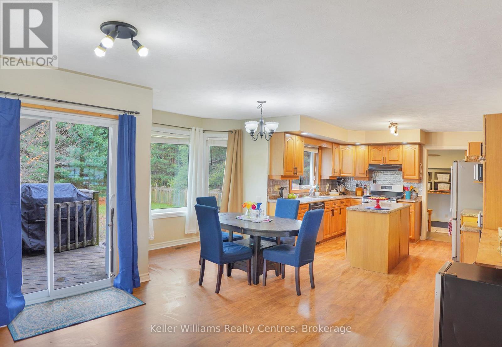 12 Pine Tree Drive, South Bruce Peninsula, Ontario  N0H 2T0 - Photo 13 - X12484011