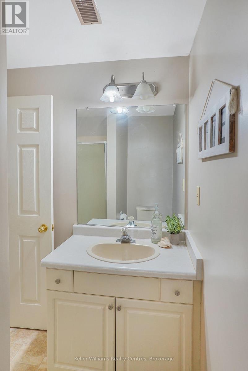 12 Pine Tree Drive, South Bruce Peninsula, Ontario  N0H 2T0 - Photo 36 - X12484011