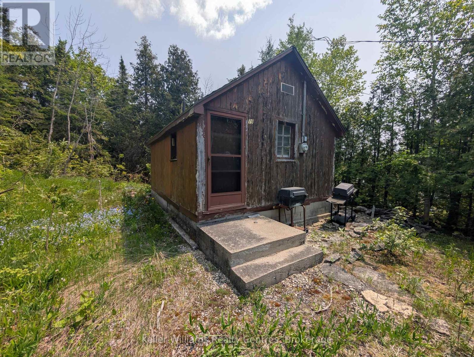 79 Whippoorwill Road, Northern Bruce Peninsula, Ontario  N0H 1W0 - Photo 2 - X12484061