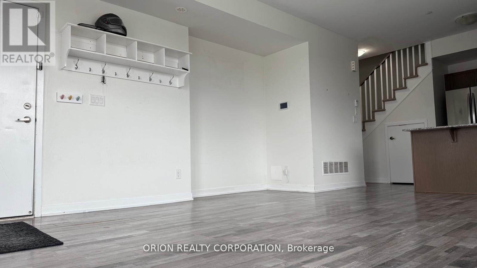 411 - 1460 Whites Road, Pickering, Ontario  L1V 0E8 - Photo 4 - E12483950