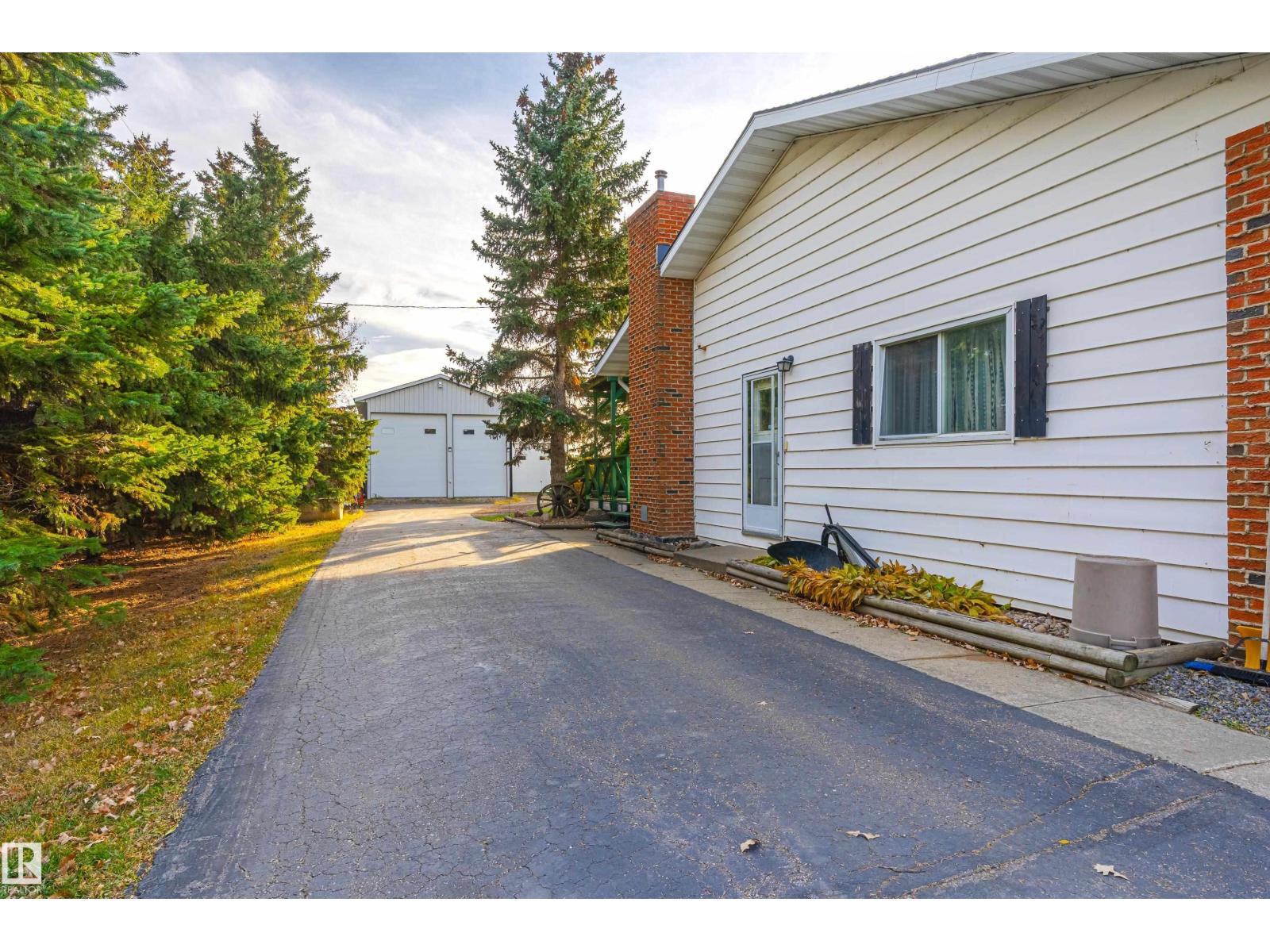 25317 Twp 580, Rural Sturgeon County, Alberta  T0G 1L1 - Photo 51 - E4463635