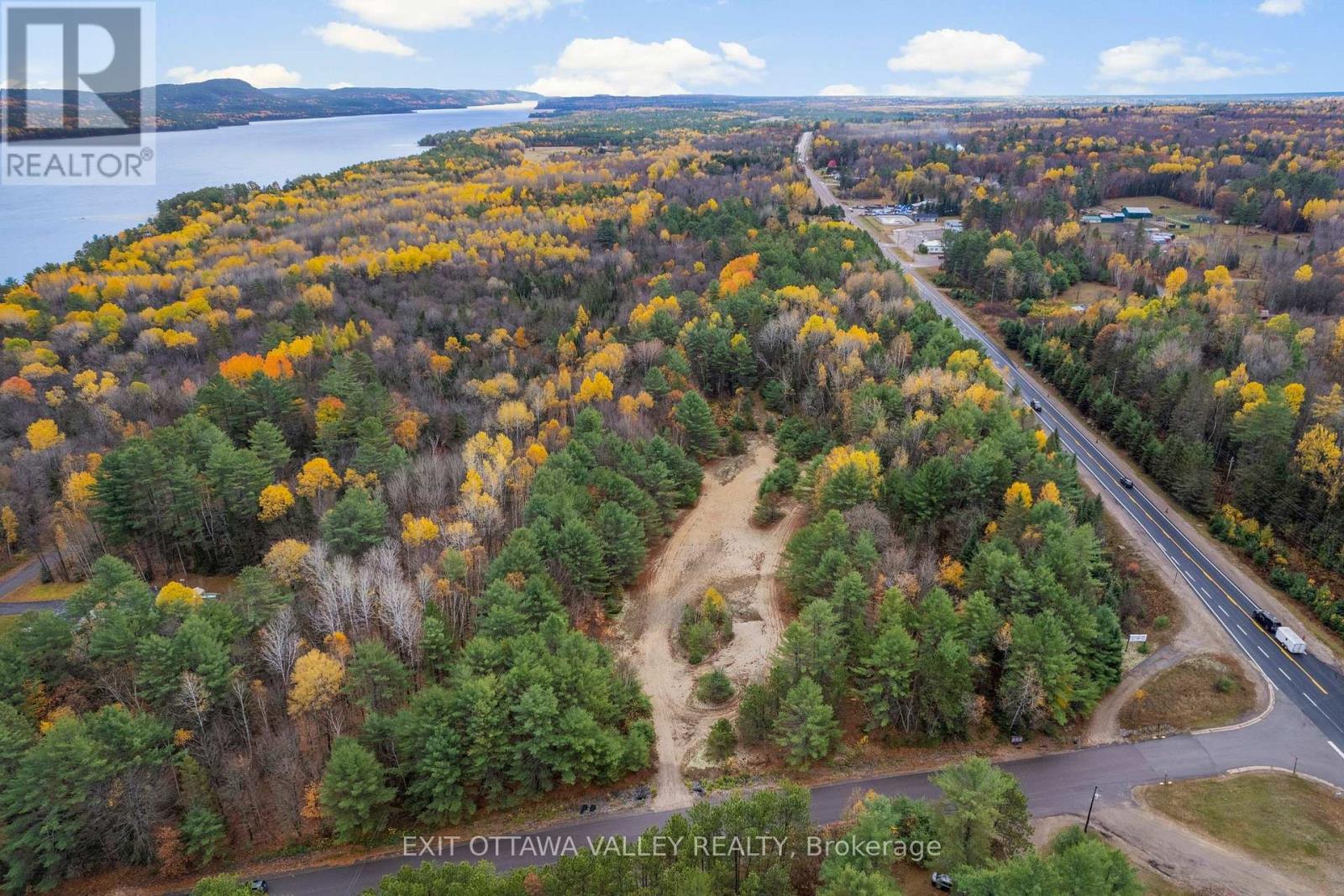 Part 10 Moose Avenue, Deep River, Ontario  K0J 1P0 - Photo 4 - X12484025