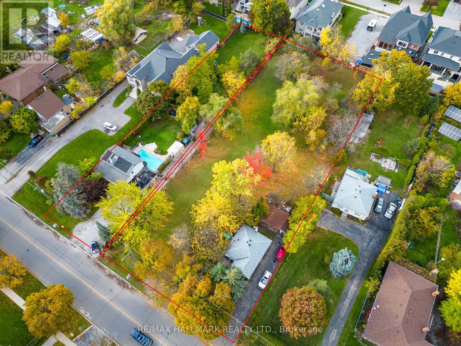 166 Weldrick Road, Richmond Hill, Ontario  L4C 3V1 - Photo 12 - N12479824