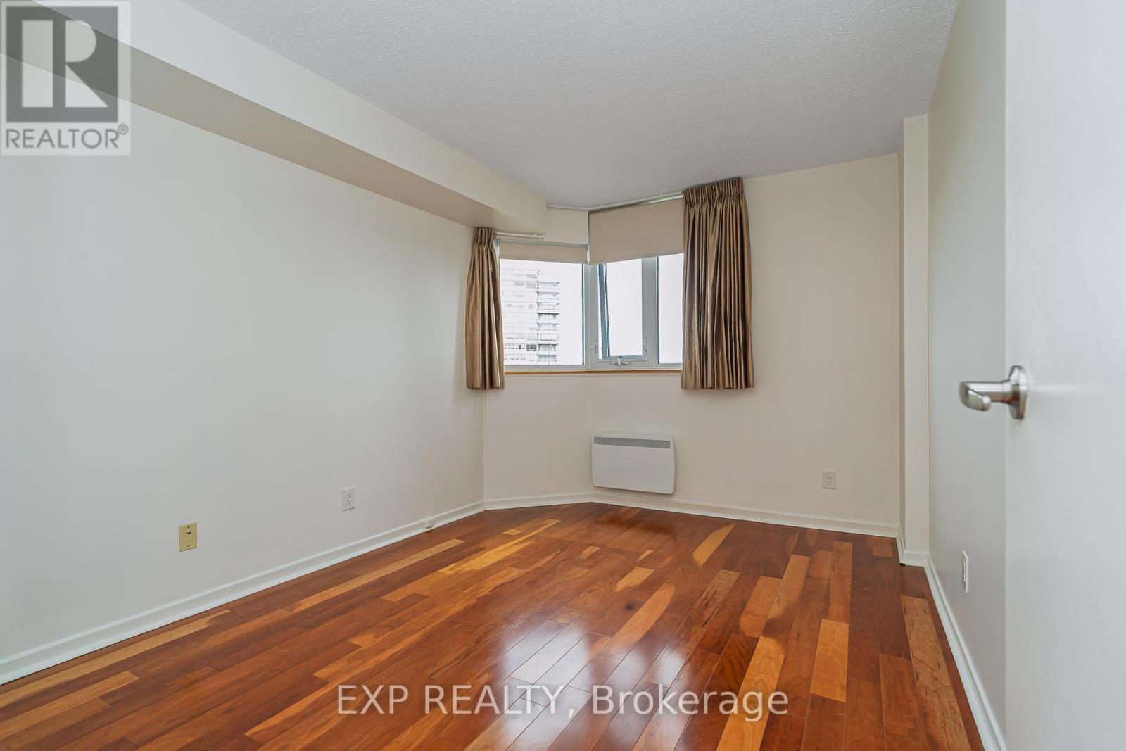 2305 - 2305-1500 Riverside Drive, Ottawa, Ontario  K1G 4J4 - Photo 23 - X12483963