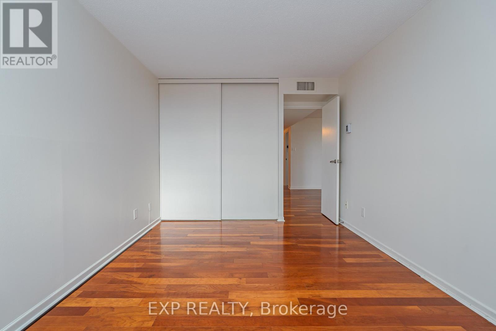 2305 - 2305-1500 Riverside Drive, Ottawa, Ontario  K1G 4J4 - Photo 27 - X12483963