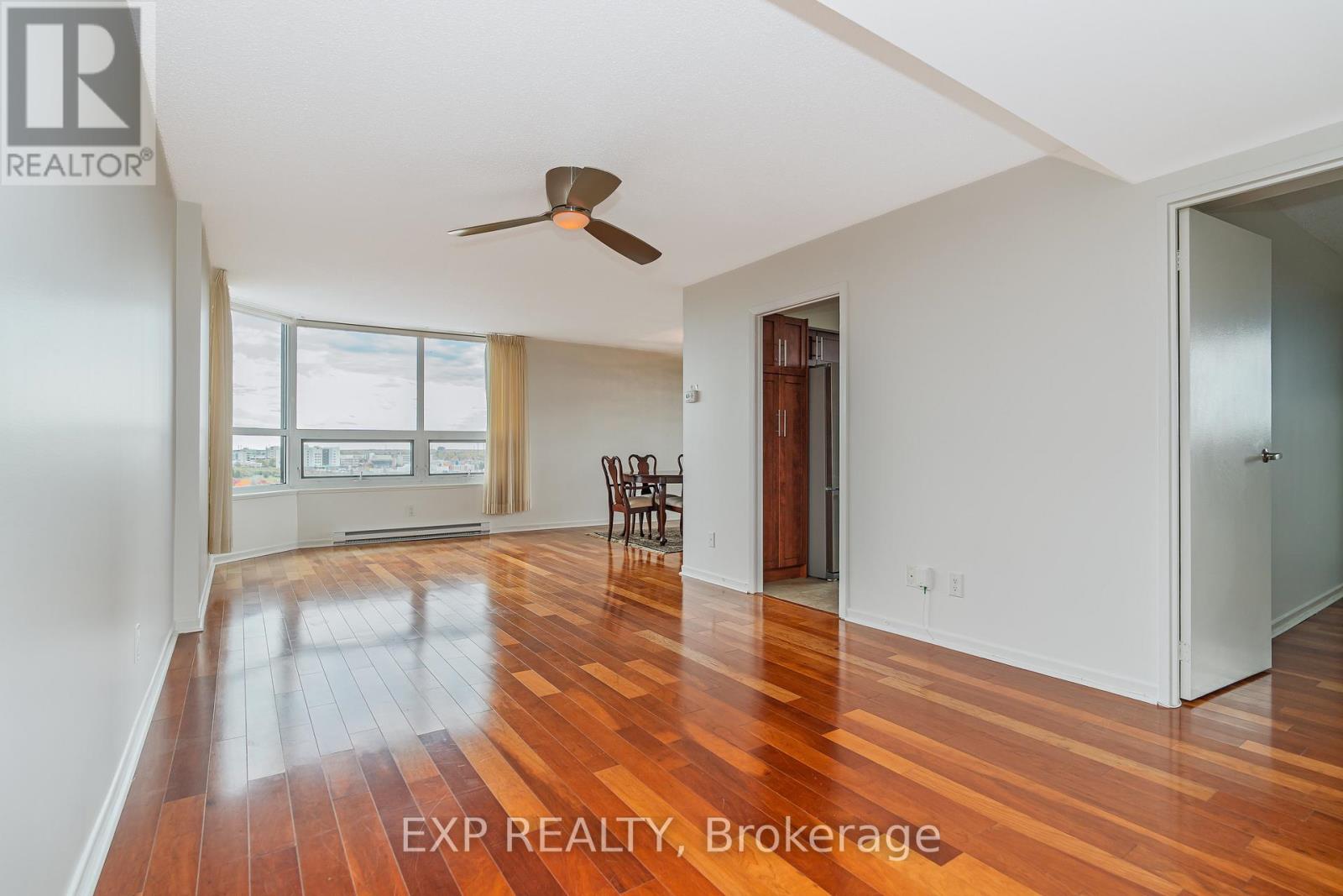 2305 - 2305-1500 Riverside Drive, Ottawa, Ontario  K1G 4J4 - Photo 4 - X12483963