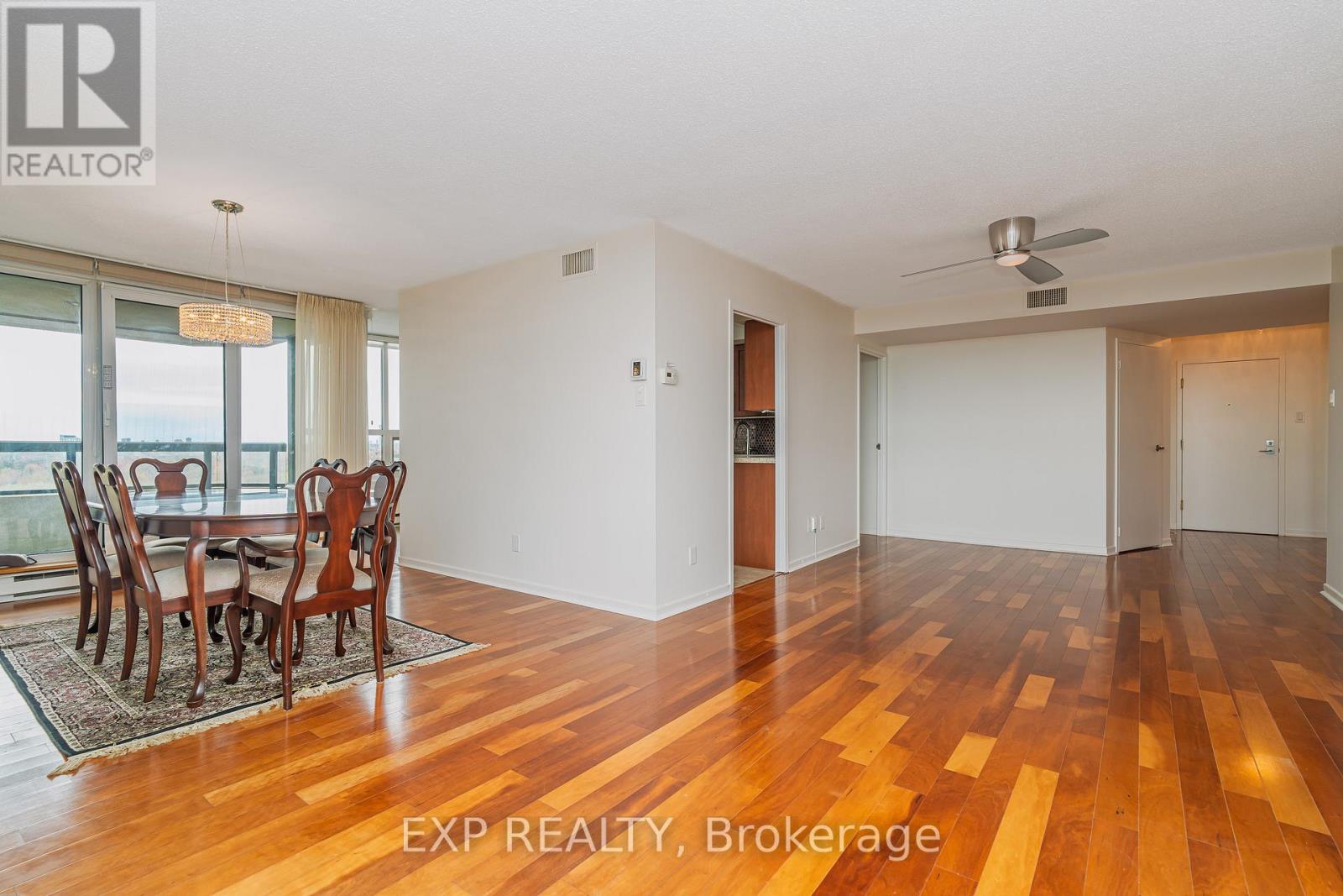 2305 - 2305-1500 Riverside Drive, Ottawa, Ontario  K1G 4J4 - Photo 6 - X12483963