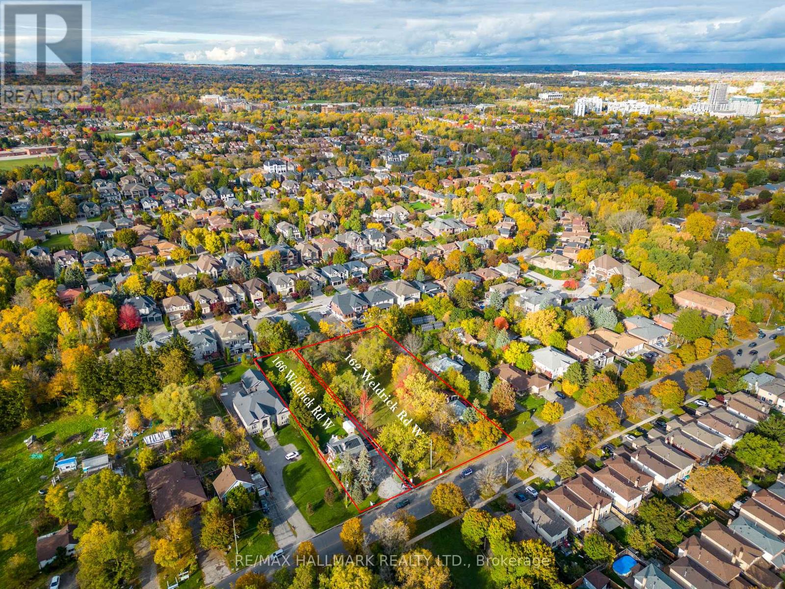 162 Weldrick Road W, Richmond Hill, Ontario  L4C 3V1 - Photo 5 - N12479825